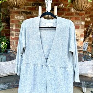 100% cashmere Heather Gray 3/4 sleeve Women's Cardigan with peplum. Size L